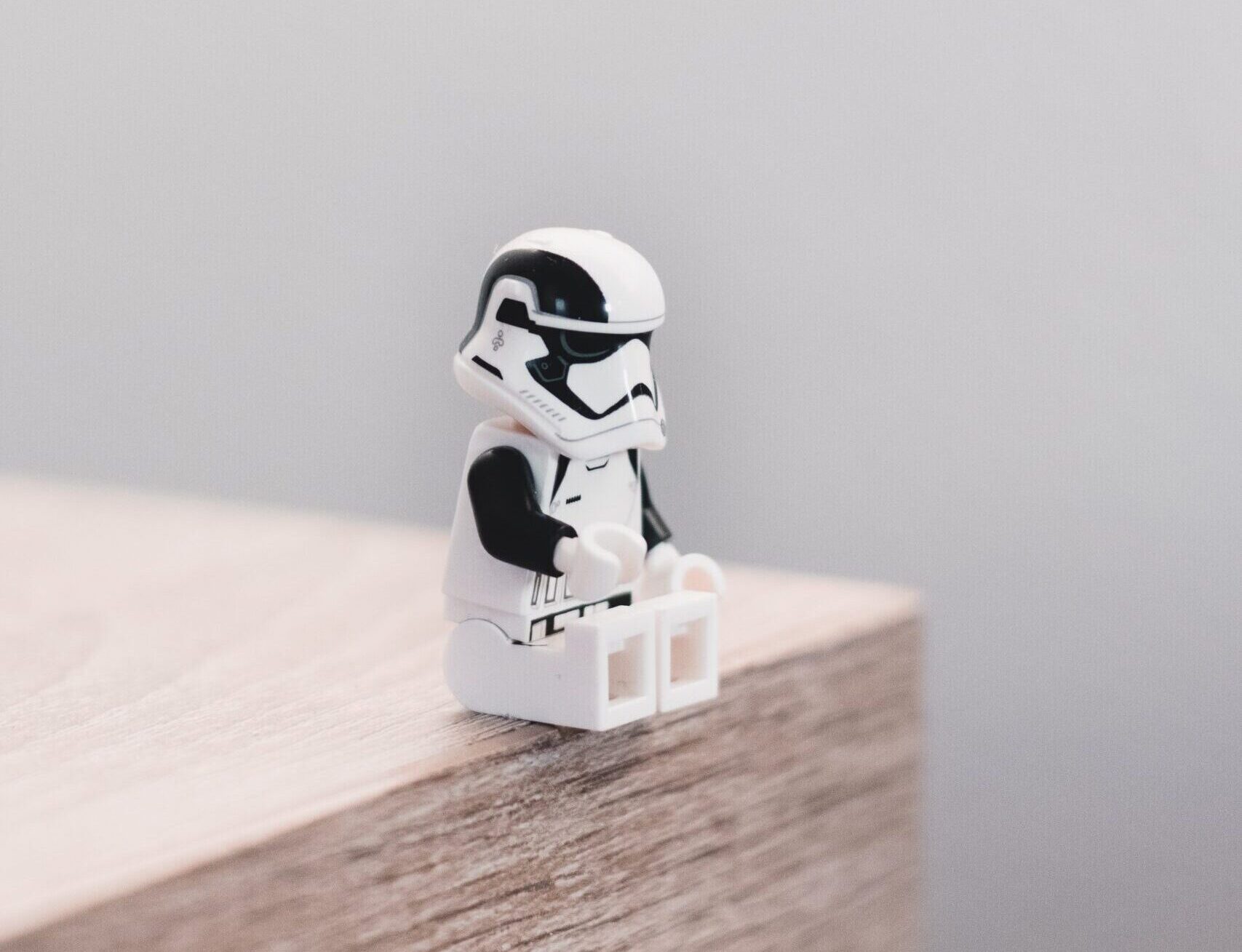 tamas-tokos-MxESvAzWH00-unsplash
